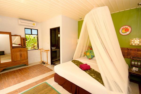 Baantoom Village And Resort Чантабури Екстериор снимка