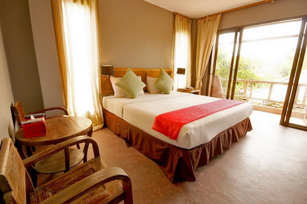 Baantoom Village And Resort Чантабури Екстериор снимка