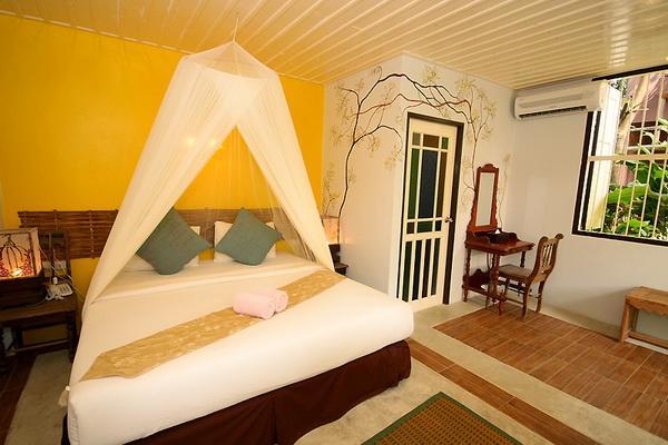 Baantoom Village And Resort Чантабури Екстериор снимка