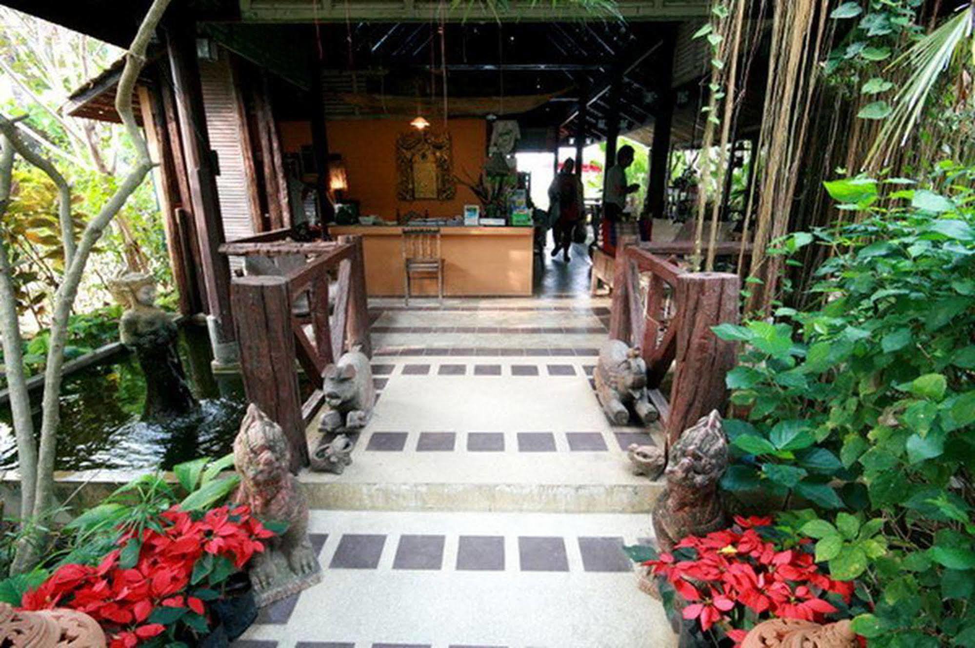Baantoom Village And Resort Чантабури Екстериор снимка